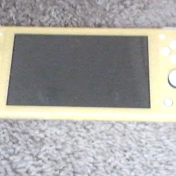 nitendo switch lite with carry case and 3 games